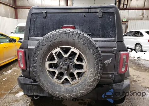 2021 Ford Bronco Base z USA, uszkodzony, nr VIN 1FMEE5BPXMLA89882